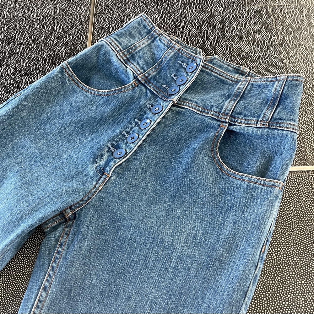 Ulla Johnson Mid Wash Ellis Jean. Size 0 - Picture 8 of 15